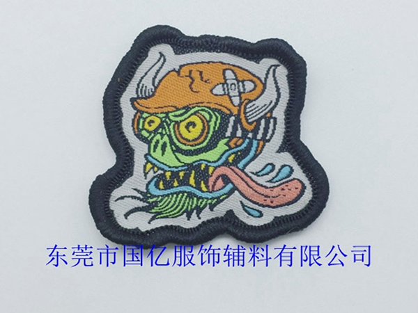 服裝吊牌是什么
